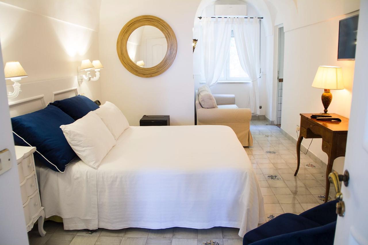 Marunnella Suites 卡普里 外观 照片